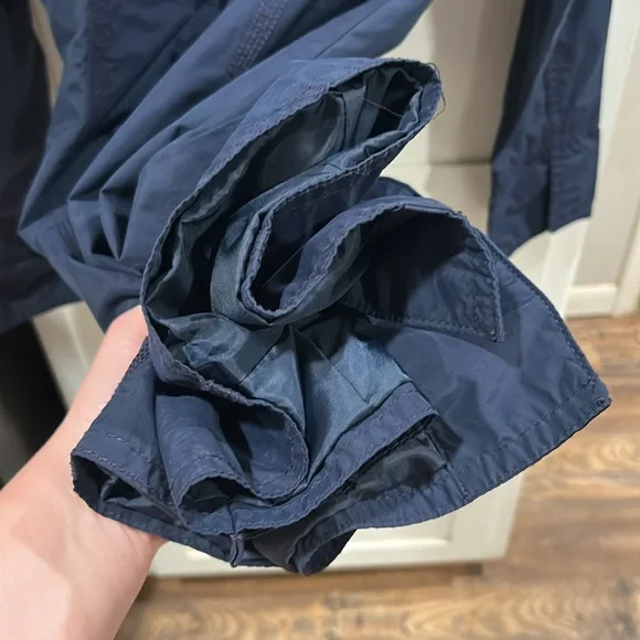 Eddie Bauer Trench coat - Picture 12 of 16